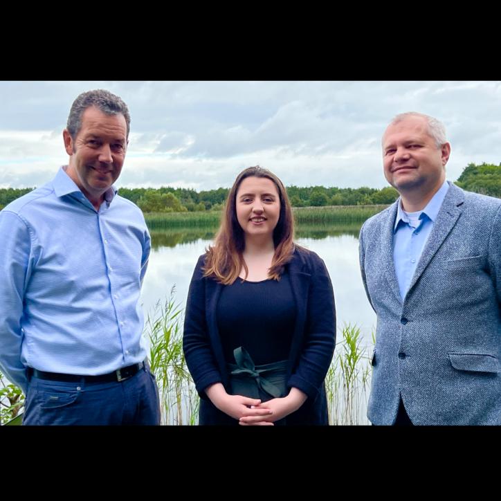 CCMI's Janusz Krawczyk and Una McCabe with aCGT Vector CEO and Co-Founder, Gary McAuslan.